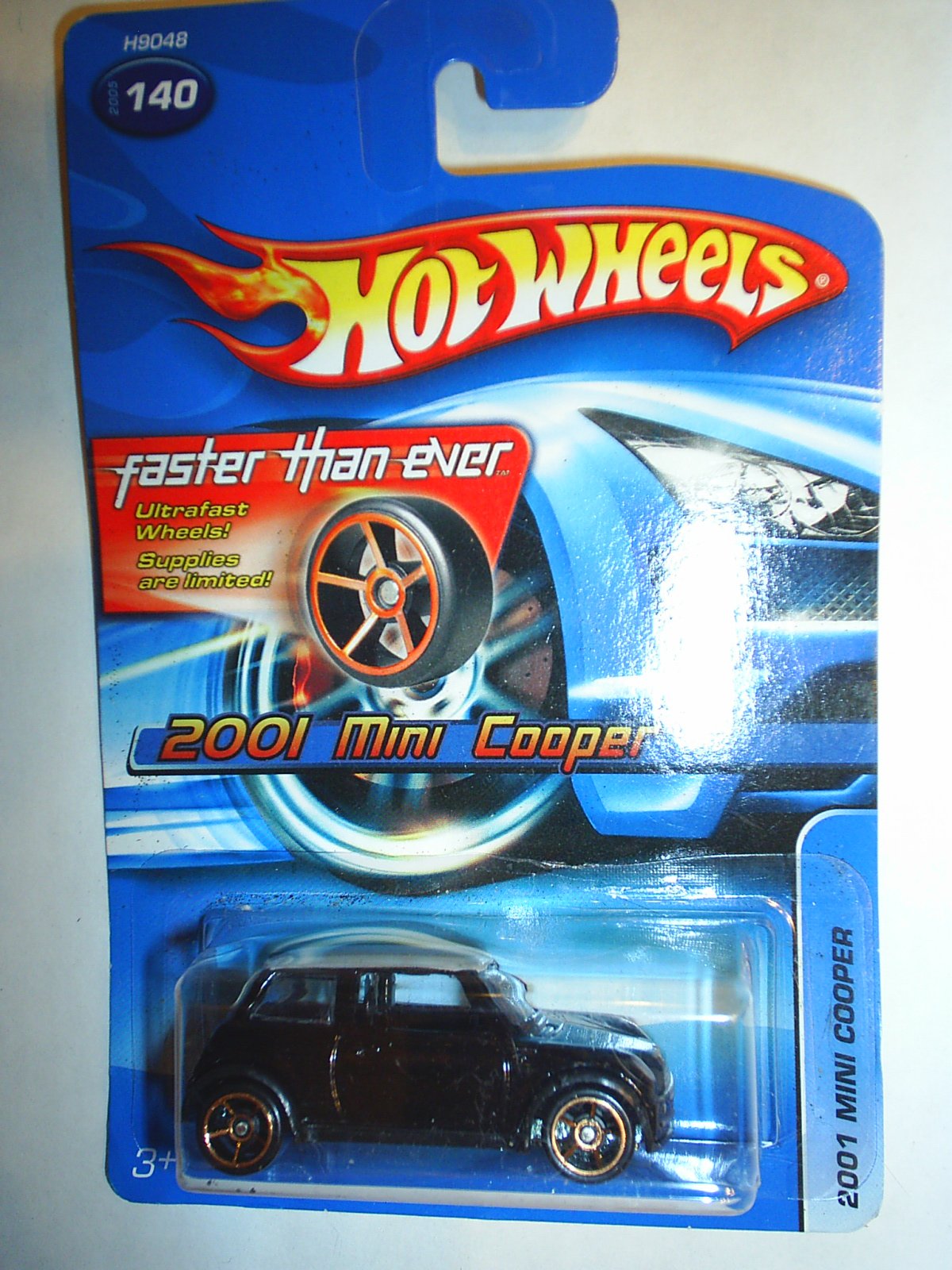Image 0 of Hot Wheels 2005-140 2001 Mini Cooper Faster Than Ever Wheels