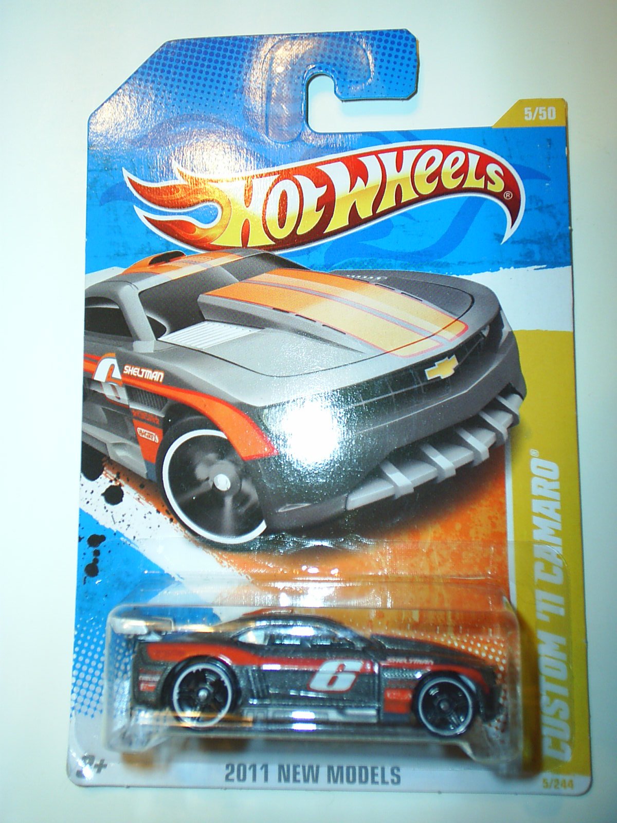 Hot Wheelss Custom 11 Camaro 5/50 Toy Car