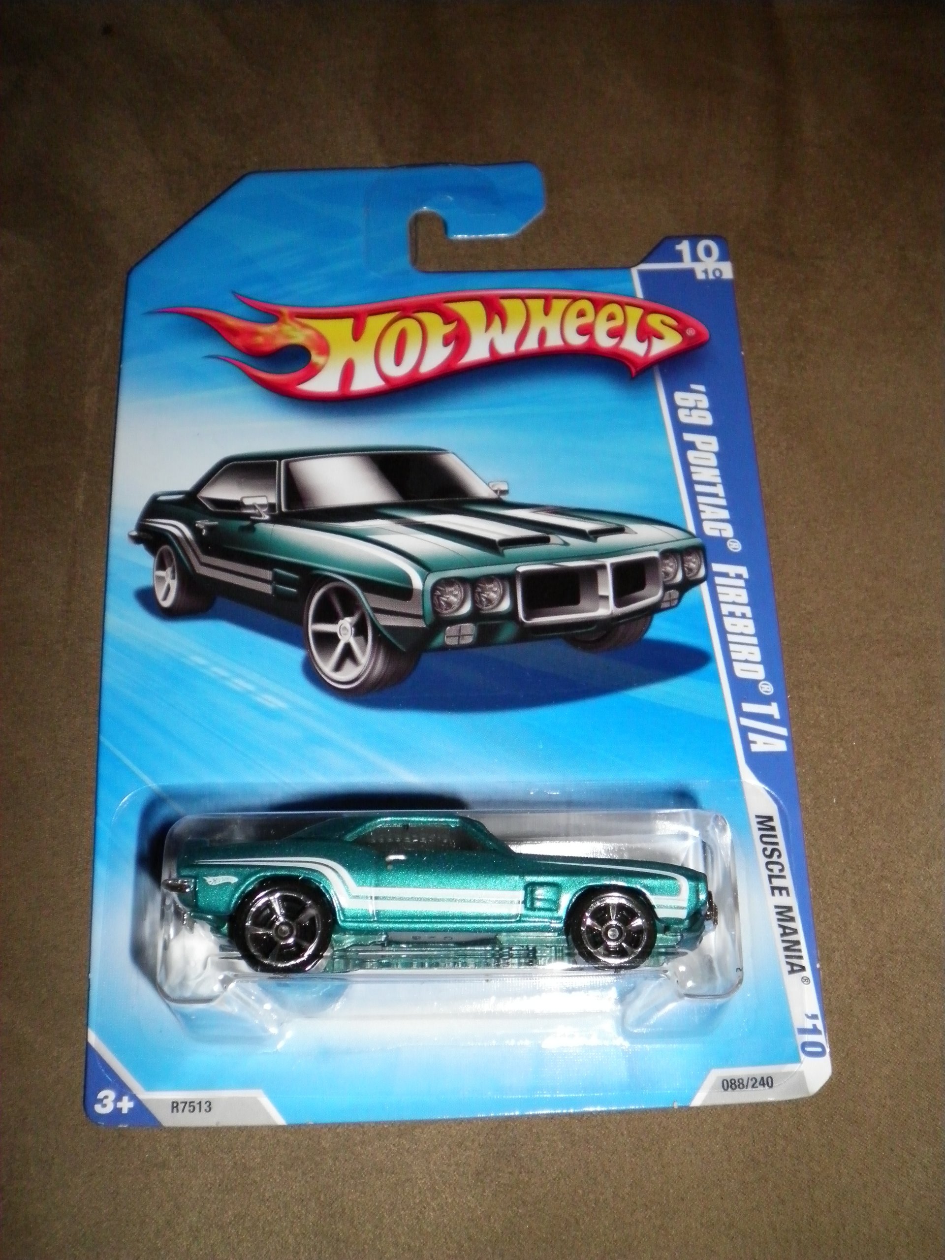 Image 0 of Hot Wheels 2010 Muscle Mania 10 Of 10 Teal '69 Pontiac Firebird T/A