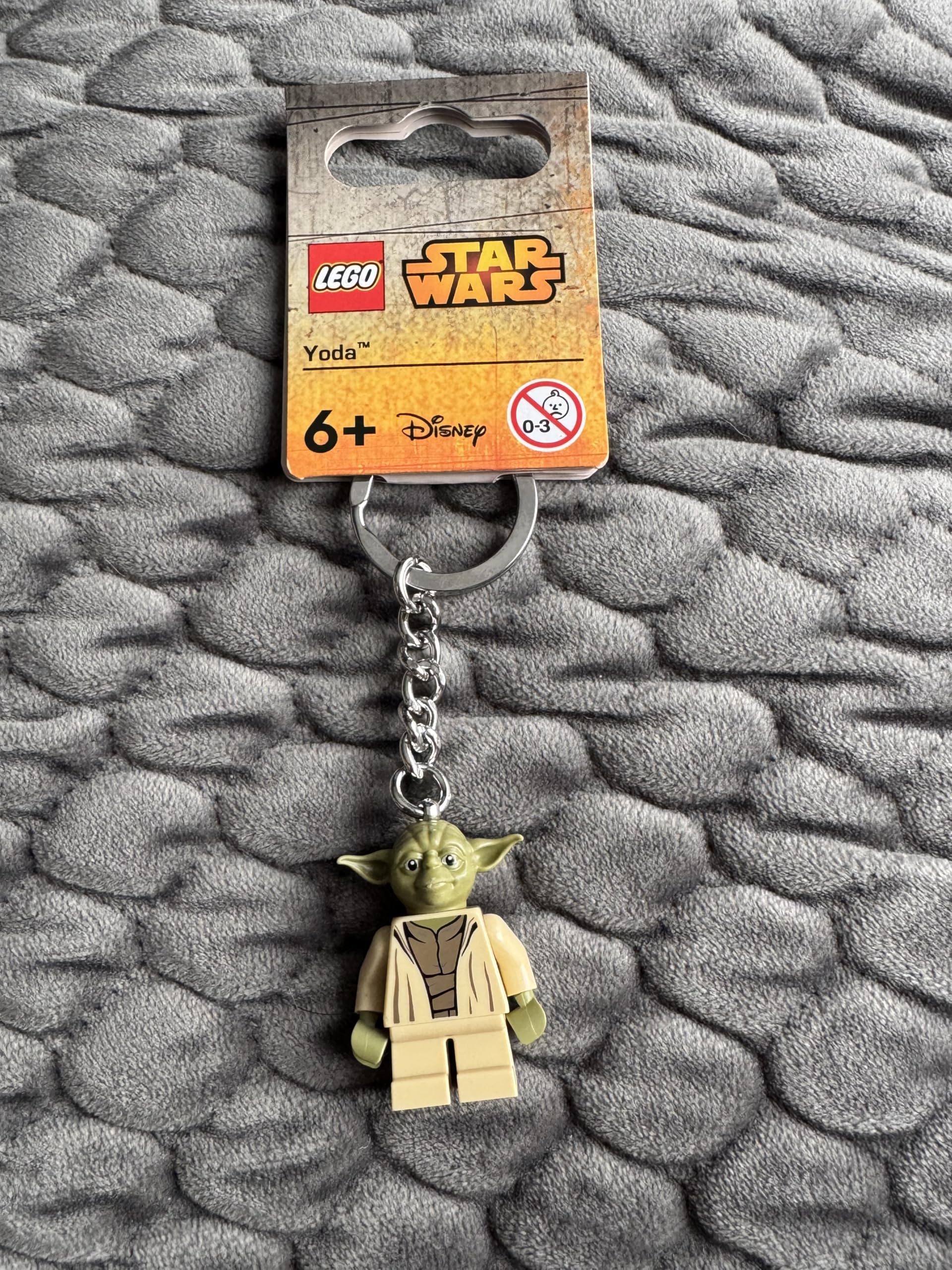 Image 0 of Lego Star Wars Yoda 2015 Minifigure Key Chain 853449 Toy 